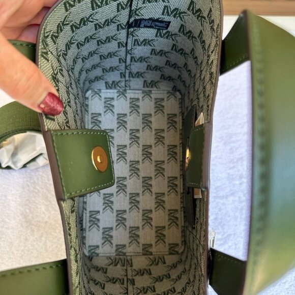 Michael Kors Amazon Green Hadleigh Small Double Handle Tote Messenger Bag - Picture 6 of 16